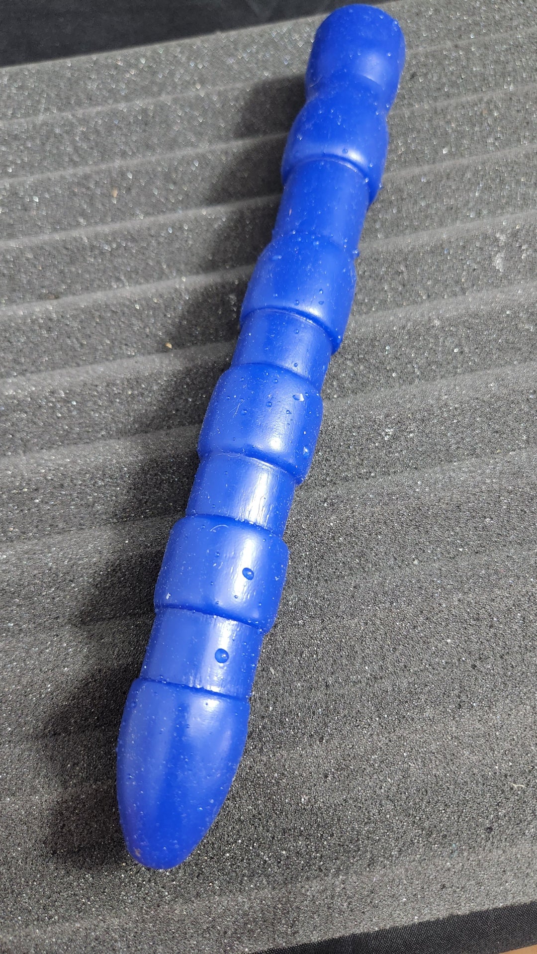Aggressive Ribbed Shooter 9''