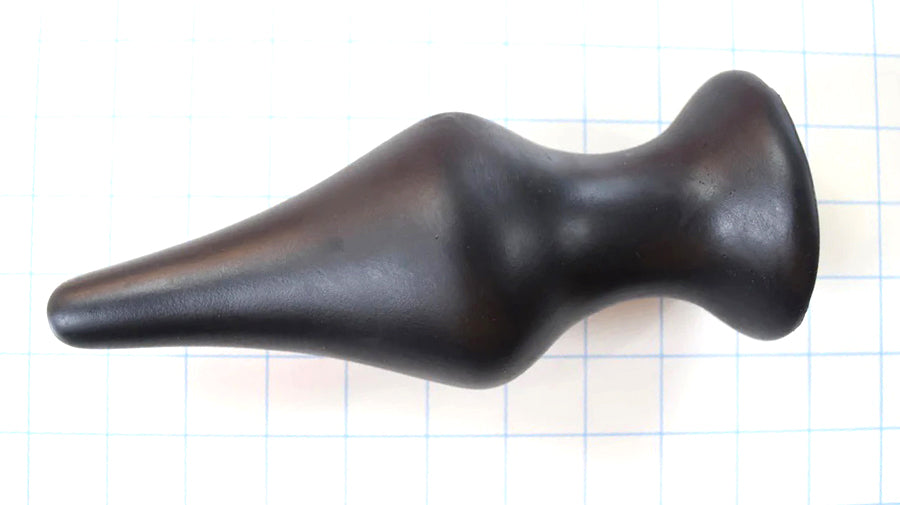 CONCAVE SPD 3-inch retention style silicone nozzle with 4.5-inch concave tapered tip, 8-inch total length, 7-inch insertable depth