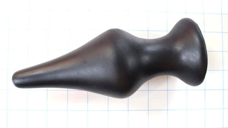 CONCAVE SPD 3-inch retention style silicone nozzle with 4.5-inch concave tapered tip, 8-inch total length, 7-inch insertable depth