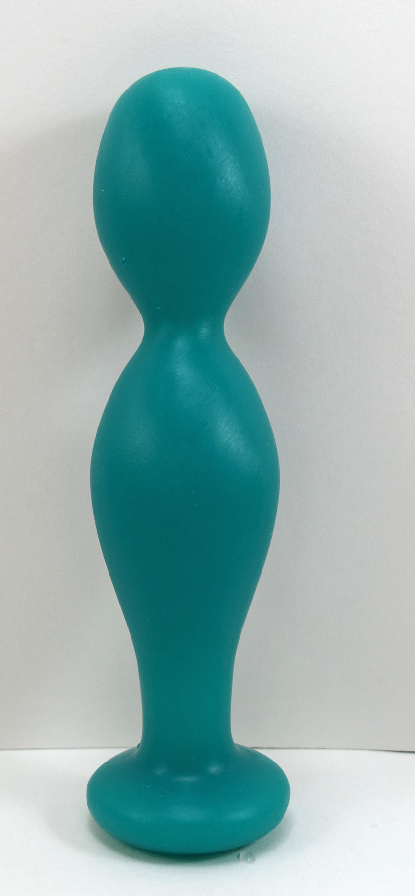 Ball Tip Medium 1.6-inch diameter retention enema nozzle with dual bulb design, 1.7-inch tapered bulb, 6.5-inch insertable length