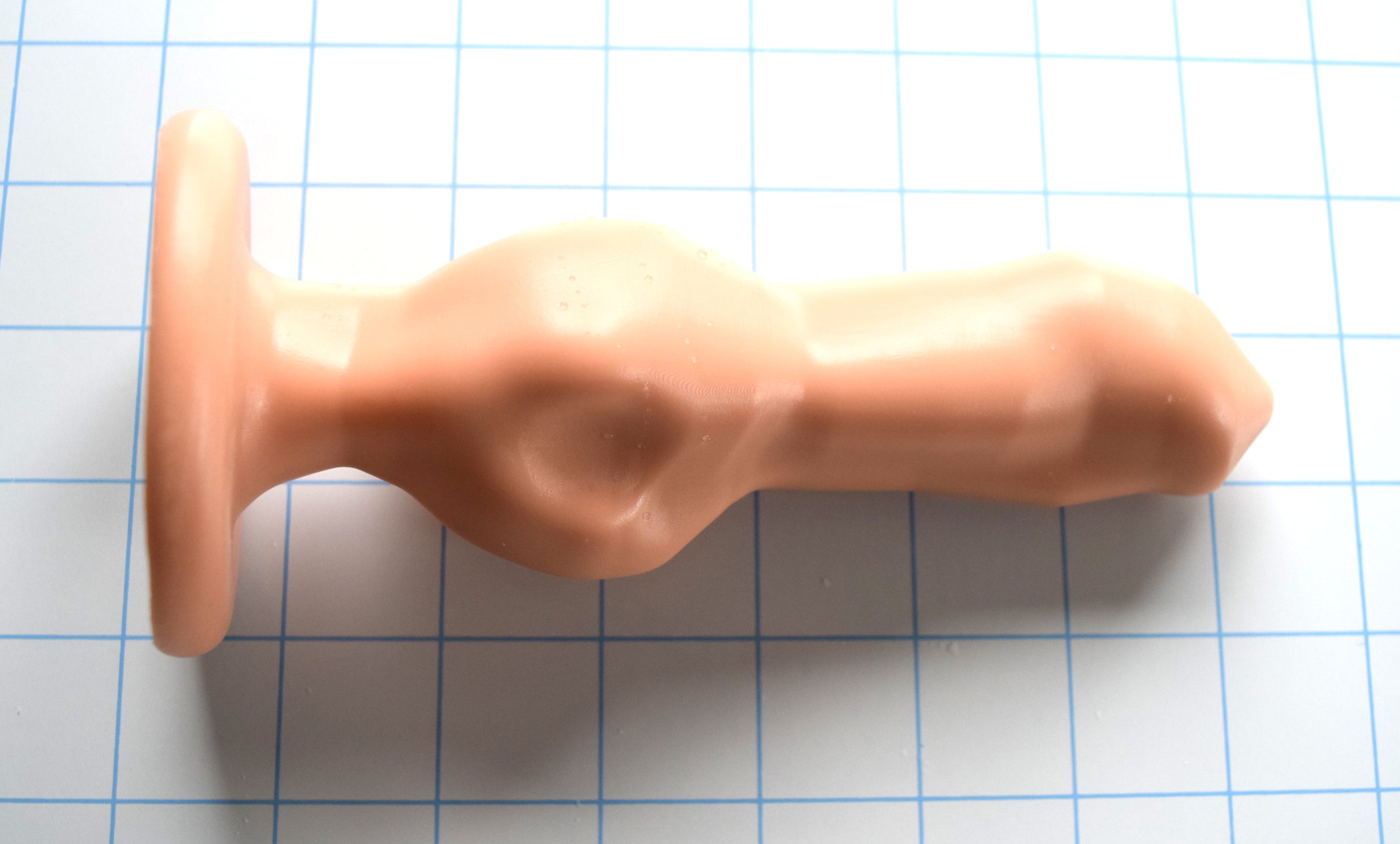 Drake 7-inch fantasy alien-style nozzle with bio-organic design, 32mm x 40mm rounded head, 51mm x 58mm maximum flare, 6-inch insertable length