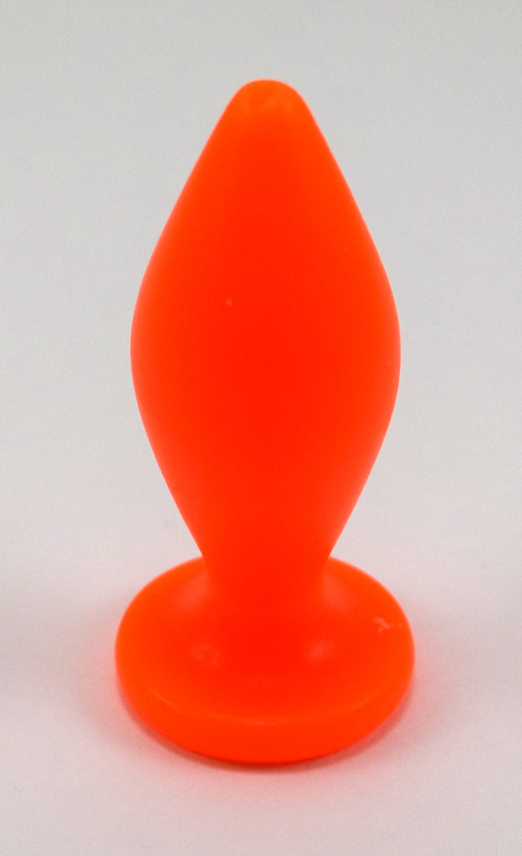 Expanded Diamond 1-inch fluorescent orange silicone retention nozzle featuring a wide faceted diamond body, 2-inch insertable length, ultra-slim retention valley, and flat safety flange on a grid background.