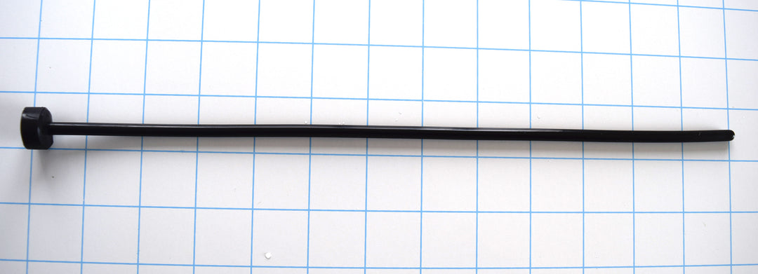 SSND-5.5mm smooth silicone urethral sound featuring a 5.5mm diameter (16 French), smooth rounded tip, solid core construction, and 15-inch insertable length on a grid background.